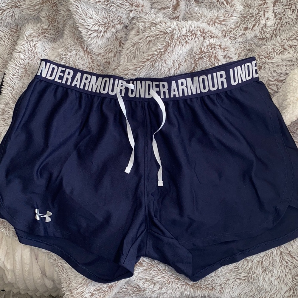 NWOT Under Armour Play Up Shorts